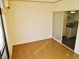 パピルス 202 2階1Kのリビング/ダイニング