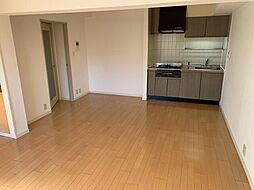 京急空港線 穴守稲荷駅 徒歩4分の賃貸マンション 2階1LDKのリビング/ダイニング