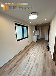 JR総武線 本八幡駅 徒歩7分の賃貸アパート 2階1LDKのリビング/ダイニング