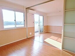 シェリール 102 1階2LDKのリビング/ダイニング