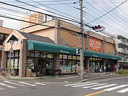 ワイズディスカ末広店 158m
