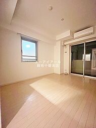 東京メトロ日比谷線 中目黒駅 徒歩3分の賃貸マンション 3階1LDKのリビング/ダイニング