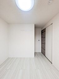 ロイヤルパレスIII番館 2階2LDKのリビング/ダイニング