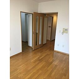 メジロテーク 3階2LDKのリビング/ダイニング