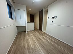 kihachi west 1階1LDKのリビング/ダイニング