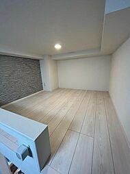 Maison Ensoleillee 1階ワンルームのリビング/ダイニング