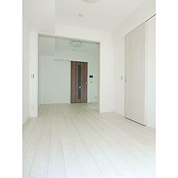 ガーラ・ヒルズ千歳烏山 3階2Kのリビング/ダイニング