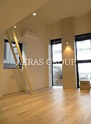 and MC 1階ワンルームのリビング/ダイニング