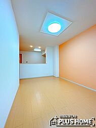 アーデン西浜　VI 102 1階1LDKのリビング/ダイニング