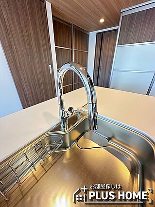 COMUTERRACE_内装_10