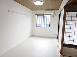 ドムス千代田 2階2DKのリビング/ダイニング