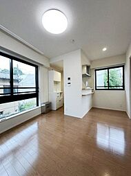 パークフロント小山台 3階1LDKのリビング/ダイニング