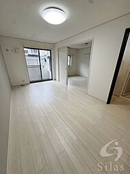 サザンテラス・ソレアード 1階1LDKのリビング/ダイニング