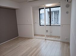 メイ・ガーデンII 1階1Kのリビング/ダイニング