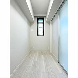 ラ・ペルラ下北沢 地下1階2LDKのリビング/ダイニング