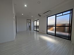 アヴァンティ春日野 201 1階1LDKのリビング/ダイニング