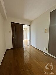 グラン・リヴィエール西京極 3階2LDKのリビング/ダイニング