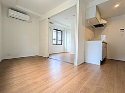 エルファーロ大塚IV 3階2DKのリビング/ダイニング