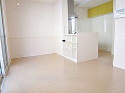 コンフォールえのき弐番館 301 3階1LDKのリビング/ダイニング