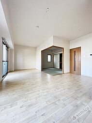 JR関西本線 八尾駅 徒歩10分の賃貸マンション 4階2LDKのリビング/ダイニング