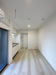 フロレゾン代々木 201 2階ワンルームのリビング/ダイニング