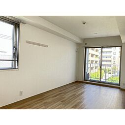 阪急神戸本線 西宮北口駅 徒歩5分の賃貸アパート 3階1LDKのリビング/ダイニング