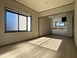 ビラエスポアール 2階1LDKのリビング/ダイニング