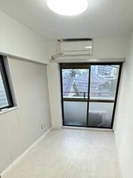 ルーブル新宿 3階ワンルームのリビング/ダイニング