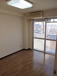 ファーストエスエス 4階2DKのリビング/ダイニング