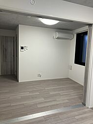 ＳＴＲＩＰＥＳ東大井 101 1階2Kのリビング/ダイニング