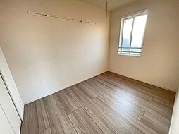 Polykatoikia N 3階1LDKのリビング/ダイニング