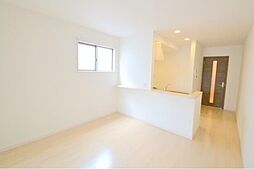 エクウス・アグラム 2階1LDKのリビング/ダイニング