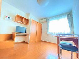 レオパレスコル レオニス II 1階1Kのリビング/ダイニング