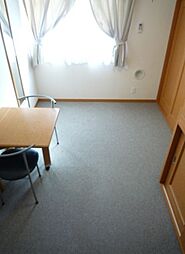 レオパレスもみじ山 2階1Kのリビング/ダイニング