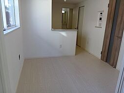 S-plus 101 1階1LDKのリビング/ダイニング