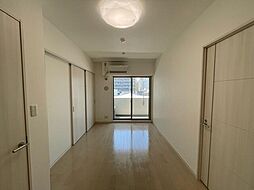 セーシェル本八幡 4階2LDKのリビング/ダイニング