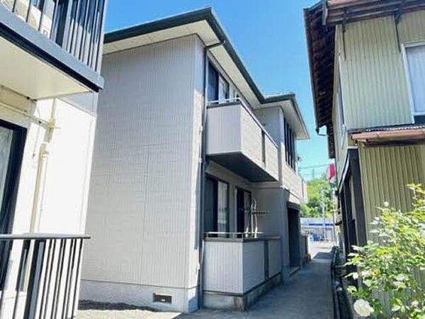apartment 福島県伊達郡川俣町字新中町64
新中町の賃貸情報を見る
物件地図