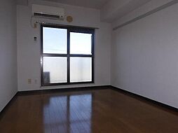 パレ・ドール市原 4階1Kのリビング/ダイニング