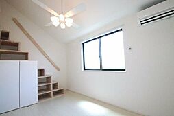 Alana　Hill 205 2階1Kのリビング/ダイニング