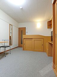 レオパレスプレノタートIII 303 3階1Kのリビング/ダイニング