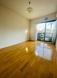 メゾンブリーエ 1階1Kのリビング/ダイニング