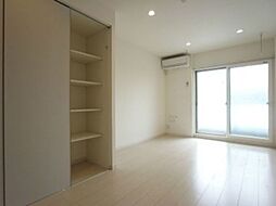 リブリ・サーレ国立 1階1Kのリビング/ダイニング