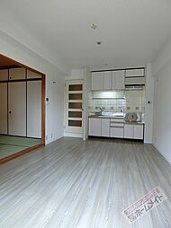 エルベ深井 3階2LDKのリビング/ダイニング