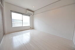 多摩都市モノレール 大塚・帝京大学駅 徒歩10分の賃貸マンション 3階1Kのリビング/ダイニング