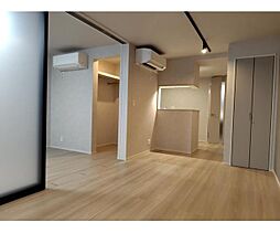 ヒンメルブラウ　野方 205 2階1LDKのリビング/ダイニング