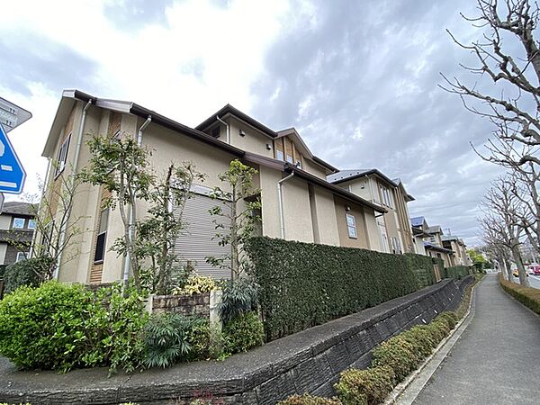 detached 東京都町田市薬師台２丁目35

地図を見る