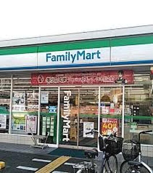 画像29:ファミリーマート泉大津北助松店 582m