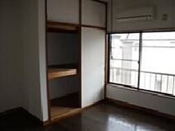 マイネスト 2階1Kのリビング/ダイニング