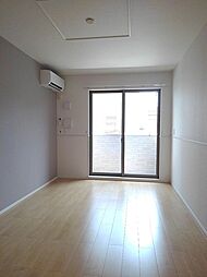 グランプラトV 1階1LDKのリビング/ダイニング