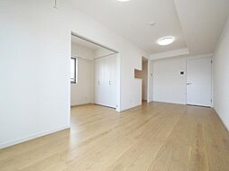 アーバンパーク日暮里 4階1LDKのリビング/ダイニング